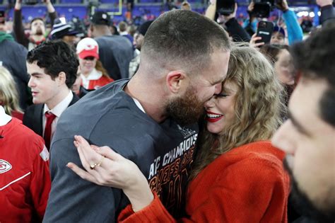 taylor swift travis kelce after game